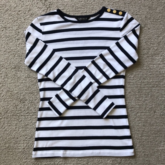 Ralph Lauren Long Sleeve T-shirt. - Picture 1 of 3